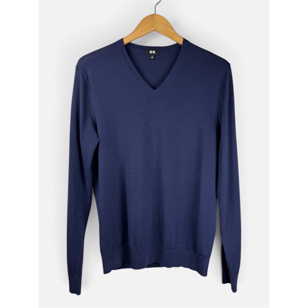 Uniqlo V-Neck Sweater Mens M Navy Blue 100% Extra Fine Merino Wool 409171
